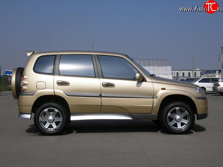 4 499 р. Накладки на двери (молдинги) Атака Chevrolet Niva 2123 дорестайлинг (2002-2008) (Неокрашенные)  с доставкой в г. Калуга