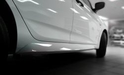 3 599 р. Комплект накладок Sport на пороги автомобиля Hyundai Solaris 1 седан RBr дорестайлинг (2010-2014) (Неокрашенные)  с доставкой в г. Калуга. Увеличить фотографию 1