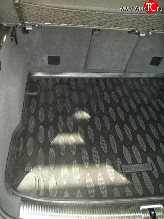 1 269 р. Коврик в багажник Aileron (полиуретан)  Audi Q5  8R (2008-2017)  с доставкой в г. Калуга