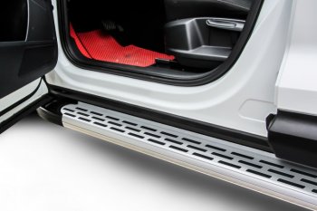 19 749 р. Пороги алюминиевые Slitkoff  Chevrolet Trailblazer  GM800 (2012-2016) (Premium Silver)  с доставкой в г. Калуга. Увеличить фотографию 1
