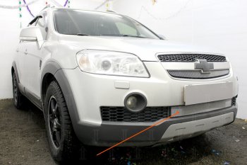 2 769 р. Защитная сетка радиатора в бампер Стрелка 11 Стандарт (алюминий, пластик)  Chevrolet Captiva (2006-2011) (Цвет: хром)  с доставкой в г. Калуга. Увеличить фотографию 1