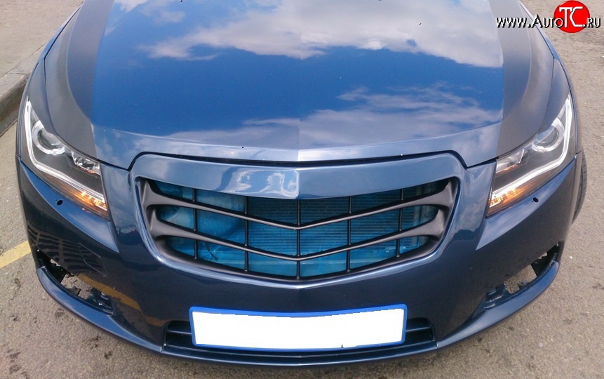 3 529 р. Радиаторная решётка (дорестайлинг) Sport v2  Chevrolet Cruze ( седан,  хэтчбек) (2009-2015) (Неокрашенная)  с доставкой в г. Калуга