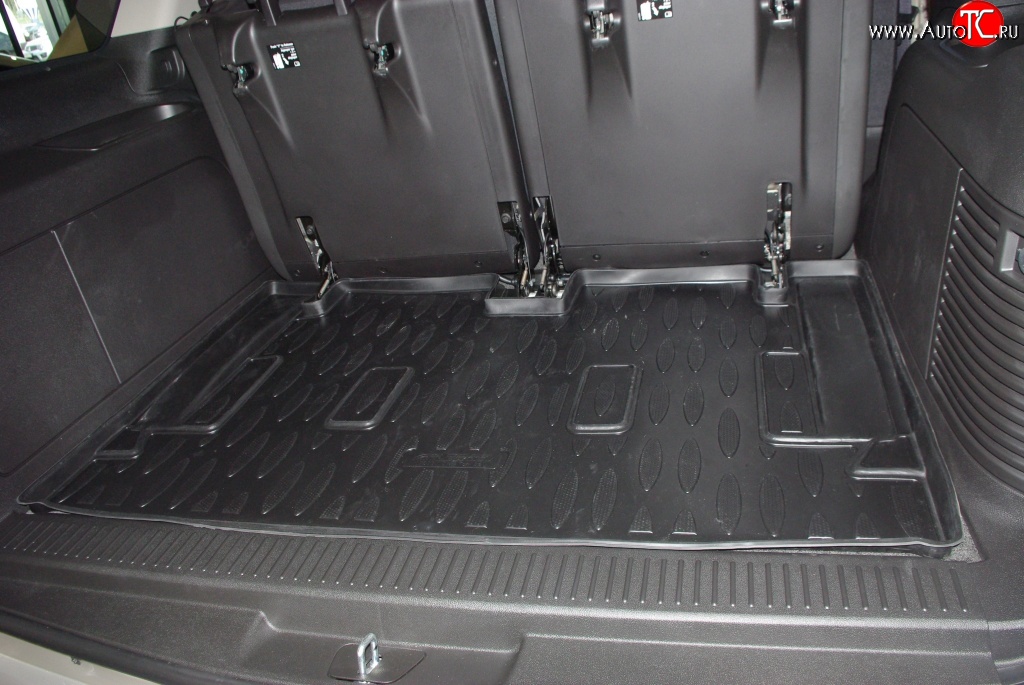 1 369 р. Коврик в багажник (7 мест) Aileron (полиуретан)  Chevrolet Tahoe  GMT900 (2006-2013)  с доставкой в г. Калуга