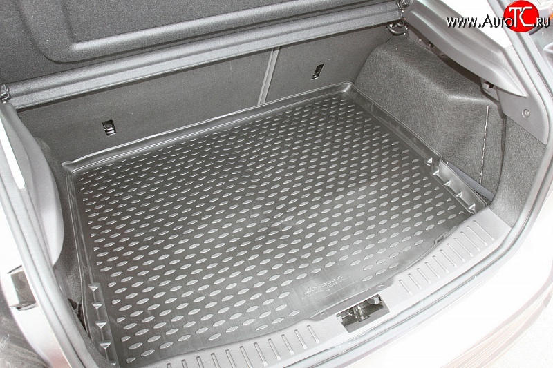 1 299 р. Коврик в багажник Element (полиуретан) Ford Focus 3 хэтчбэк дорестайлинг (2010-2015)  с доставкой в г. Калуга