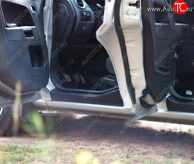 2 259 р. Накладки порогов в дверной проем на RA Ford Fusion 1  рестайлинг, хэтчбэк (2005-2012) (Передние)  с доставкой в г. Калуга