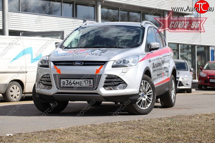 6 209 р. Декоративный элемент воздухозаборника Souz-96 (d10) Ford Kuga 2 дорестайлинг (2013-2016)  с доставкой в г. Калуга