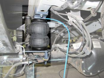 26 399 р. Комплект вспомогательной пневмоподвески на заднюю ось Aride (полный или задний привод, односкатный)  Ford Transit  4 (2014-2024)  с доставкой в г. Калуга. Увеличить фотографию 3