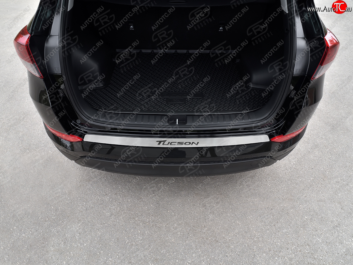 1 549 р. Защитная накладка заднего бампера Russtal  Hyundai Tucson  3 TL (2015-2018) (Нержавейка шлифованная с надписью)  с доставкой в г. Калуга