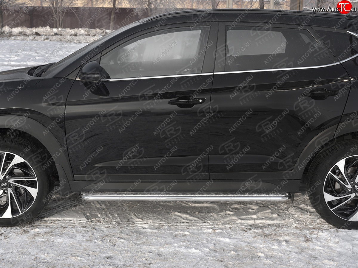 19 749 р. Порожки для ног Russtal (Ø42 мм)  Hyundai Tucson  3 TL (2018-2021) (Лист алюминиевый, труба - сталь окрашенная в черный цвет)  с доставкой в г. Калуга
