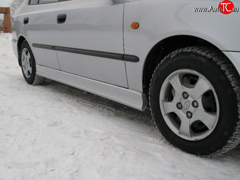 3 899 р. Пороги накладки Style Hyundai Accent седан ТагАЗ (2001-2012) (Неокрашенные)  с доставкой в г. Калуга