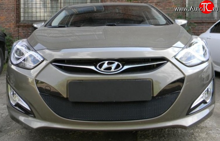 2 099 р. Сетка на бампер Russtal (черная) Hyundai I40 1 VF рестайлинг седан (2015-2019)  с доставкой в г. Калуга