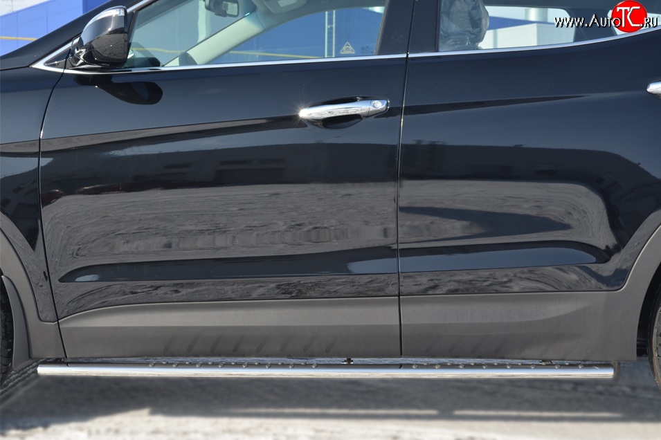 20 749 р. Защита порогов с круглыми вставками для ног из овальной трубы диаметром 75x42 мм Russtal  Hyundai Santa Fe  3 DM (2012-2016)  с доставкой в г. Калуга