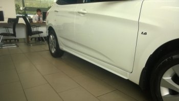 4 999 р. Пластиковые пороги АвтоКрат Hyundai Solaris 1 седан RBr рестайлинг (2014-2017) (Неокрашенные)  с доставкой в г. Калуга. Увеличить фотографию 1