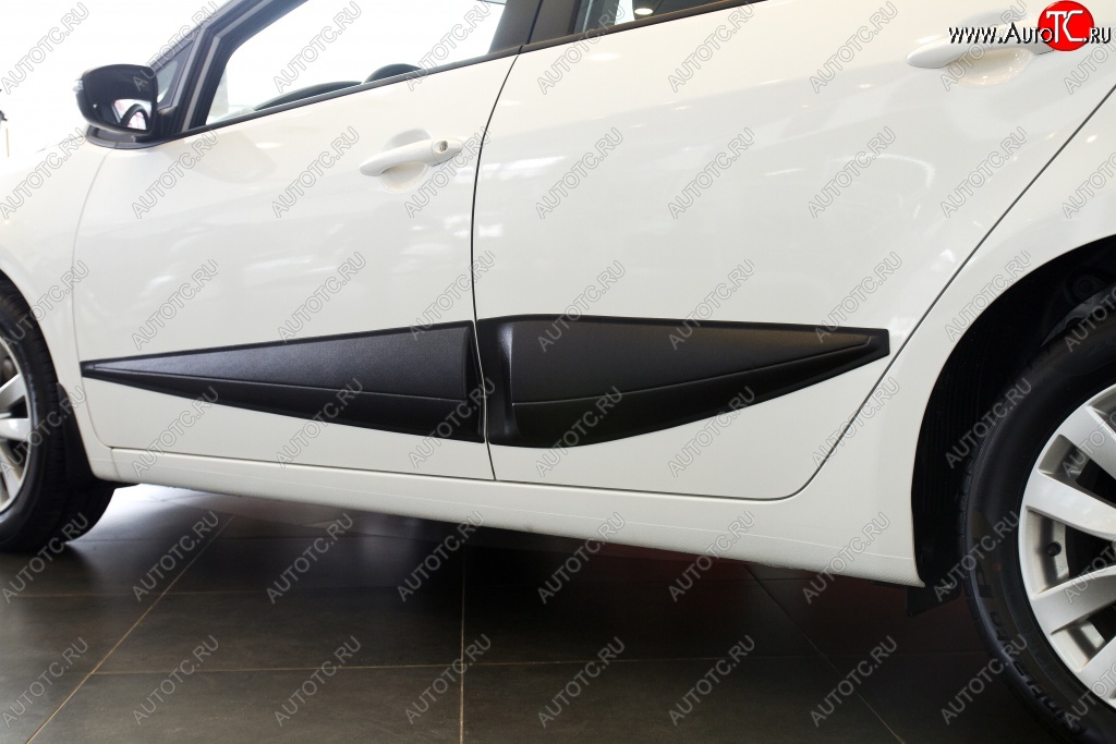 3 799 р. Молдинги RA (широкие, комплект на 4 двери) KIA Cerato 4 BD дорестайлинг седан (2018-2021) (Поверхность глянец (под окраску), Неокрашенные)  с доставкой в г. Калуга