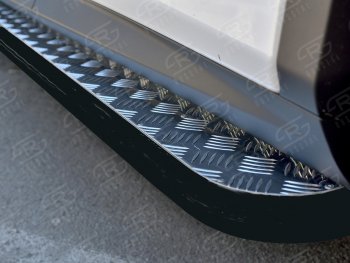 20 999 р. Порожки для ног (кроме комплектации F-Sport) Russtal (Ø42 мм)  Lexus RX350L  AL20 (2017-2022) (Лист алюминиевый, труба - сталь окрашенная в черный цвет)  с доставкой в г. Калуга. Увеличить фотографию 1
