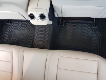 1 699 р. Комплект ковриков в салон Aileron 3D (с подпятником) Mercedes-Benz C-Class W205 дорестайлинг седан (2015-2018)  с доставкой в г. Калуга. Увеличить фотографию 2