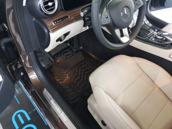 1 699 р. Комплект ковриков в салон Aileron 3D (с подпятником) Mercedes-Benz C-Class W205 дорестайлинг седан (2015-2018)  с доставкой в г. Калуга. Увеличить фотографию 3
