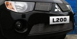 4 399 р. Декоративная вставка решетки радиатора Berkut Mitsubishi L200 4  дорестайлинг (2006-2014)  с доставкой в г. Калуга. Увеличить фотографию 1