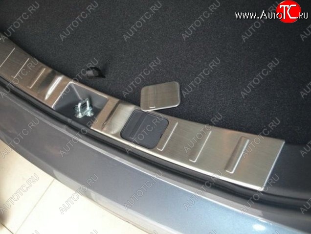 6 849 р. Металлический порожек в багажник автомобиля СТ Mitsubishi Outlander GF 2-ой рестайлинг (2015-2018)  с доставкой в г. Калуга