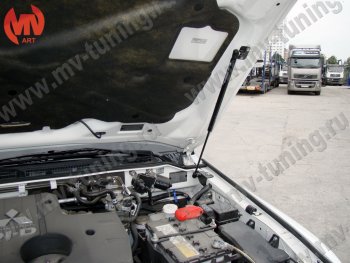 4 099 р. Упор капота MV-Tuning (двойной)  Mitsubishi Pajero ( 4 V90,  4 V80) (2006-2020)  с доставкой в г. Калуга. Увеличить фотографию 2