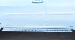 20 749 р. Защита порогов с круглыми вставками для ног из овальной трубы диаметром 75x42 мм (рестайлинг) Russtal  Mitsubishi Pajero Sport  2 PB (2008-2013)  с доставкой в г. Калуга. Увеличить фотографию 2