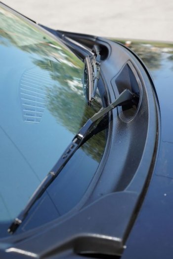 2 569 р. Накладка в проем стеклоочистителей лобового (жабо) Petroil Tuning  Nissan Terrano  D10 (2013-2022) (Текстурная поверхность)  с доставкой в г. Калуга. Увеличить фотографию 2