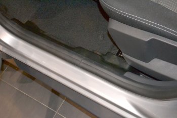 2 889 р. Накладки на ковролин пола Petroil Tuning Nissan Terrano D10 дорестайлинг (2013-2016)  с доставкой в г. Калуга. Увеличить фотографию 2