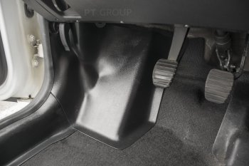 3 279 р. Накладки на ковролин пола Petroil Tuning Renault Duster HS рестайлинг (2015-2021)  с доставкой в г. Калуга. Увеличить фотографию 6