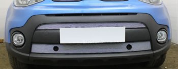 4 799 р. Защитная сетка в бампер (2 части, с парктроником, ячейка 3х7 мм) Alfeco Стандарт  KIA Soul  2 PS (2017-2019) (Хром)  с доставкой в г. Калуга. Увеличить фотографию 2