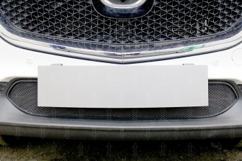 3 099 р. Защитная сетка в бампер (низ, ячейка 3х7 мм) Alfeco Стандарт  Mazda CX-5  KF (2016-2024) (Чёрная)  с доставкой в г. Калуга. Увеличить фотографию 2