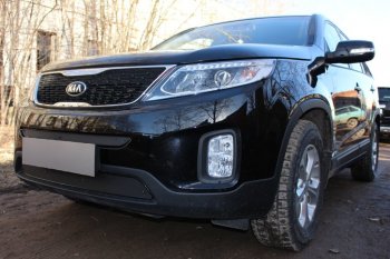 3 989 р. Защитная сетка в бампер (низ, ячейка 4х10 мм) Alfeco Премиум KIA Sorento XM рестайлинг (2012-2015) (Чёрная)  с доставкой в г. Калуга. Увеличить фотографию 2