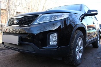 3 989 р. Защитная сетка в бампер (низ, ячейка 4х10 мм) Alfeco Премиум KIA Sorento XM рестайлинг (2012-2015) (Чёрная)  с доставкой в г. Калуга. Увеличить фотографию 4