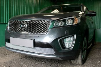 4 499 р. Защитная сетка в бампер (низ, ячейка 4х10 мм) Alfeco Премиум KIA Sorento UM/Prime дорестайлинг (2014-2018) (Хром)  с доставкой в г. Калуга. Увеличить фотографию 3