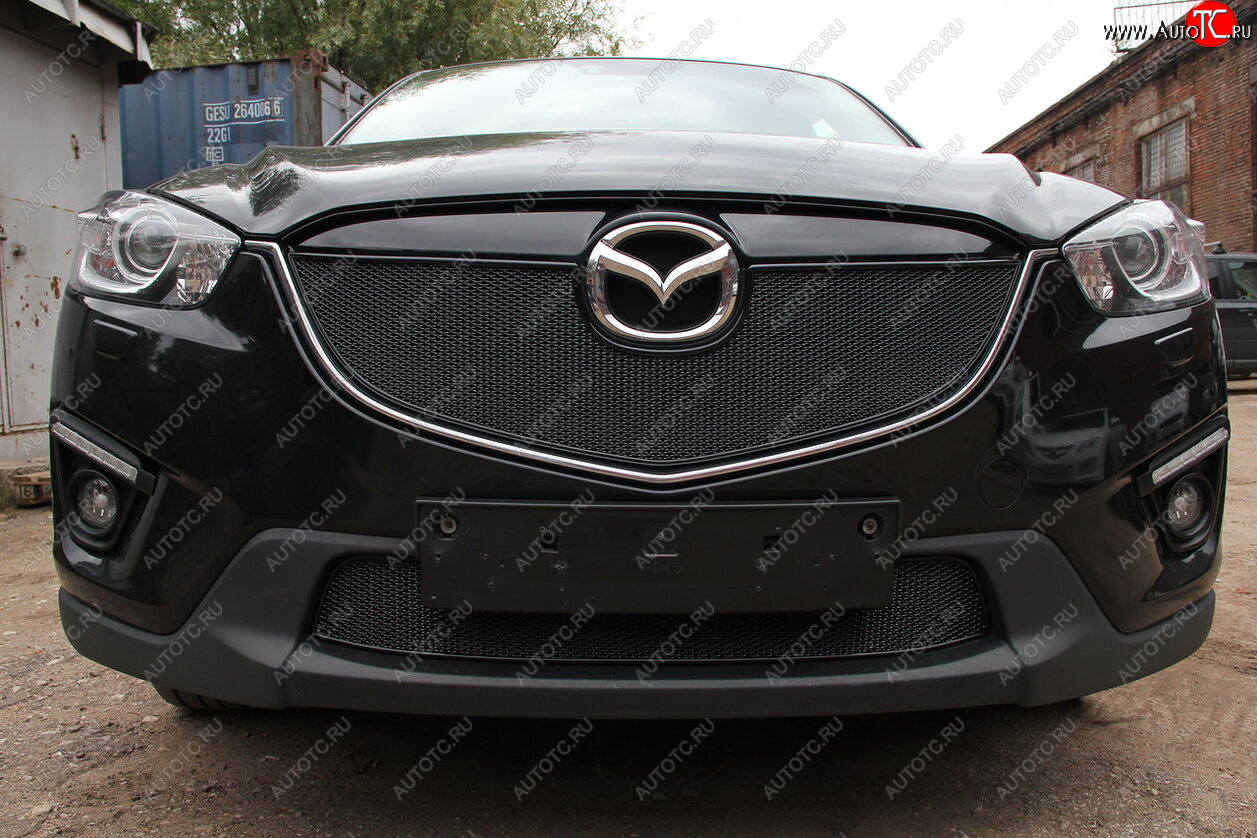 5 799 р. Защитная сетка в бампер (верх, без парктроника, ячейка 4х10 мм) Alfeco Премиум Mazda CX-5 KE дорестайлинг (2011-2014) (Чёрная)  с доставкой в г. Калуга