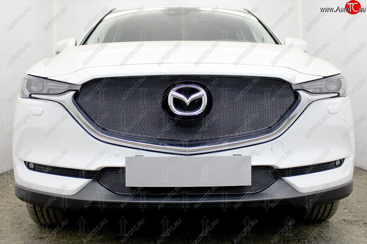 6 299 р. Защитная сетка в бампер (верх, 3D, ячейка 4х10 мм) Alfeco Премиум Mazda CX-5 KF (2016-2024) (Чёрная)  с доставкой в г. Калуга