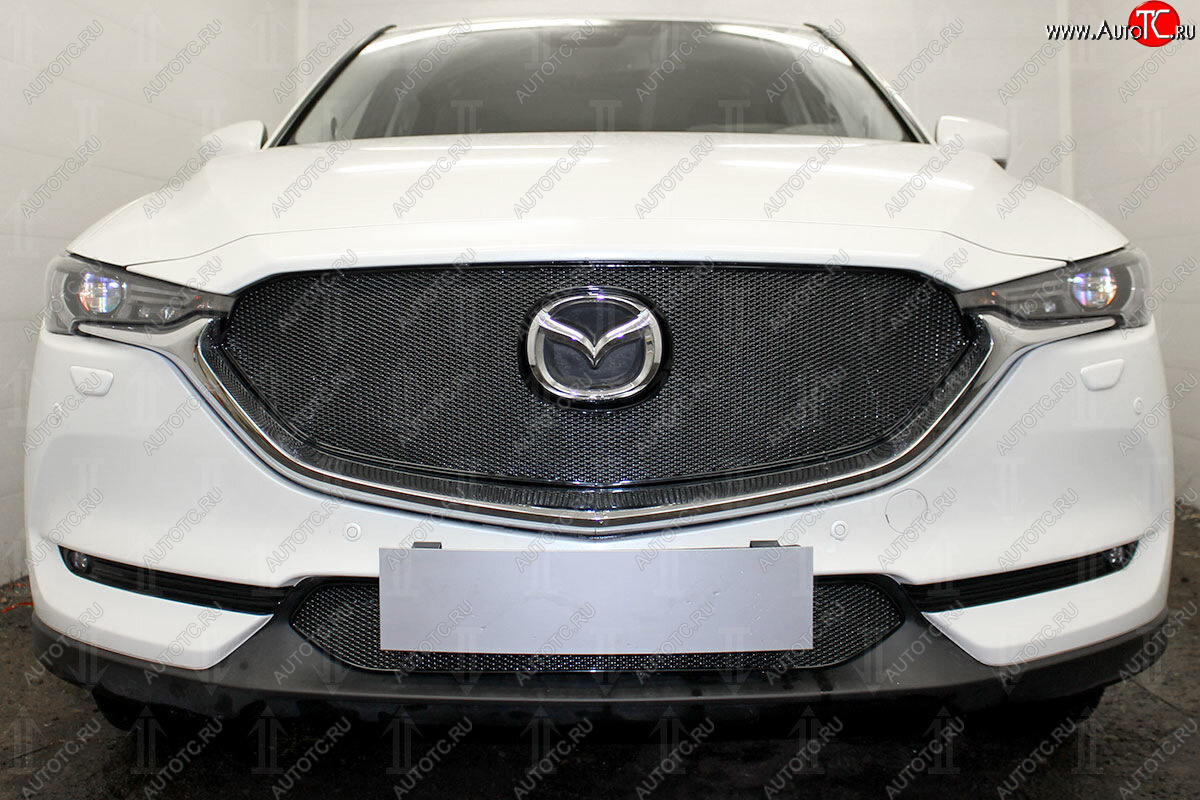 6 299 р. Защитная сетка в бампер (верх, ячейка 4х10 мм) Alfeco Премиум  Mazda CX-5  KF (2016-2024) (Чёрная)  с доставкой в г. Калуга