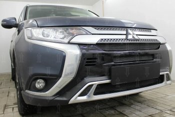 9 499 р. Защитная сетка в бампер (3 части, ячейка 4х10 мм) Alfeco Премиум Mitsubishi Outlander GF 3-ий рестайлинг (2018-2022) (Чёрная)  с доставкой в г. Калуга. Увеличить фотографию 2