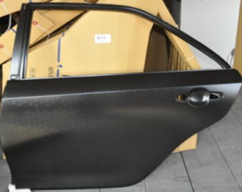 12 699 р. Левая дверь задняя BodyParts  Toyota Camry ( XV50,  XV55) (2011-2018) (Неокрашенная)  с доставкой в г. Калуга. Увеличить фотографию 1