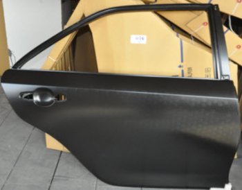 12 699 р. Правая дверь задняя BodyParts  Toyota Camry ( XV50,  XV55) (2011-2018) (Неокрашенная)  с доставкой в г. Калуга. Увеличить фотографию 1