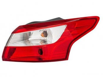 Правый фонарь задний (внешний) BodyParts Ford Focus 3 седан дорестайлинг (2011-2015)