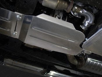 5 649 р. Защита раздаточной коробки ТСС Тюнинг  INFINITI QX56 (2010-2013), INFINITI QX80 (2014-2024), Nissan Patrol  6 (2010-2017) (алюминий 4 мм)  с доставкой в г. Калуга. Увеличить фотографию 1