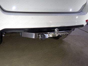 17 749 р.  Фаркоп (тягово-сцепное устройство) TCC Тюнинг  Toyota Fortuner  AN160 (2015-2020) (крюк F, надпись Toyota)  с доставкой в г. Калуга. Увеличить фотографию 1