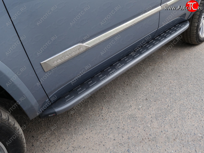 21 349 р. Пороги алюминиевые с пластиковой накладкой ТСС Тюнинг  Cadillac Escalade  GMTK2 джип 5 дв. (2015-2020) (карбон черный)  с доставкой в г. Калуга
