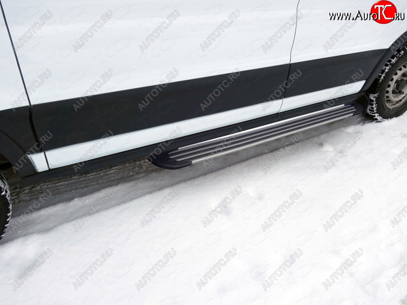 9 999 р. Порог левый алюминиевый Slim Line Silver, ТСС Тюнинг  Ford Transit Connect (2013-2018) (Slim Line Silver)  с доставкой в г. Калуга