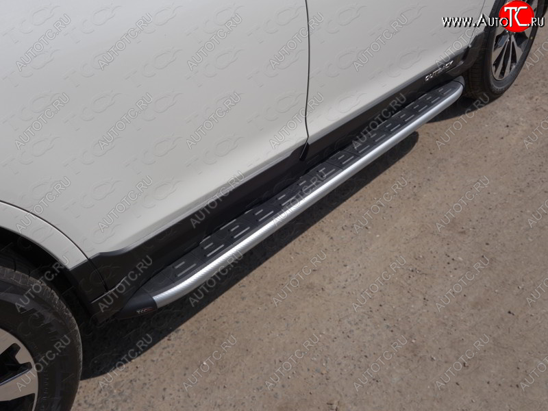 21 349 р. Пороги алюминиевые с пластиковой накладкой, ТСС Тюнинг  Subaru Outback  BS/B15 (2017-2021) (карбон серебро)  с доставкой в г. Калуга