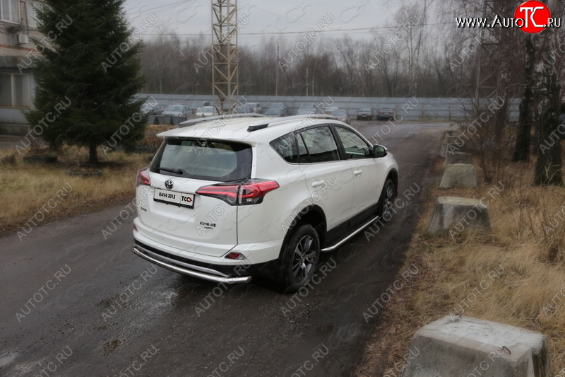 19 549 р. Защита задняя (центральная нержавейка 60,3 мм) ТСС Тюнинг  Toyota RAV4  XA40 (2015-2019)  с доставкой в г. Калуга