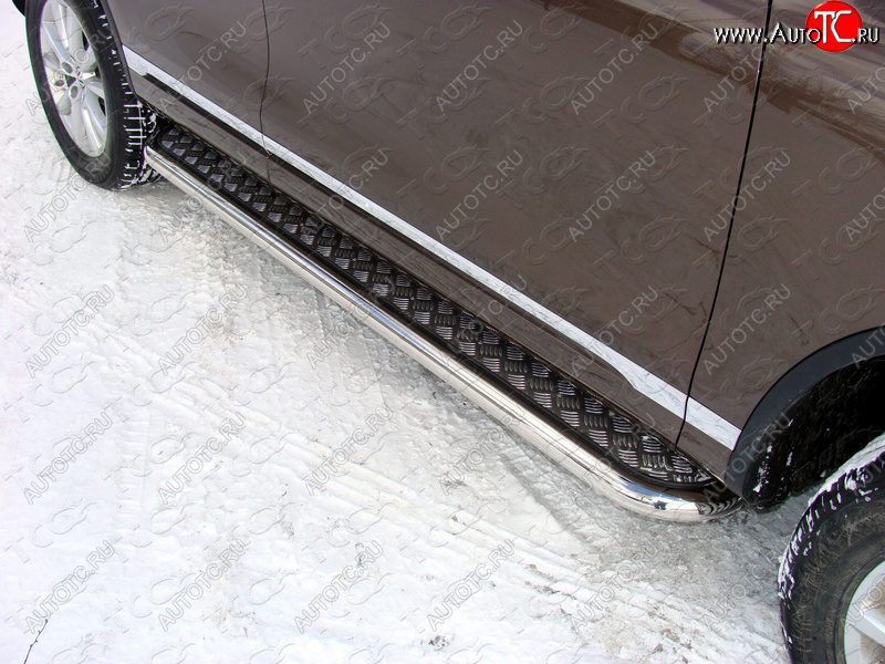 37 949 р. Пороги с площадкой 60,3 мм ТСС Тюнинг  Volkswagen Touareg  NF (2014-2018) (серые)  с доставкой в г. Калуга