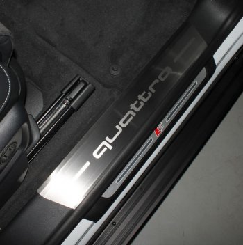 9 249 р. Накладки на пороги (4 шт) ТСС Тюнинг  Audi Q8  4MN (2018-2024) (лист шлифованный, надпись quattro)  с доставкой в г. Калуга. Увеличить фотографию 1