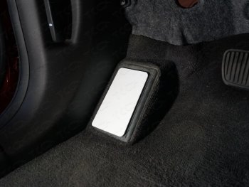749 р. Накладка площадки левой ноги, ТСС Тюнинг  Hyundai Santa Fe  4 TM (2018-2021) (лист алюминий 4мм)  с доставкой в г. Калуга. Увеличить фотографию 1
