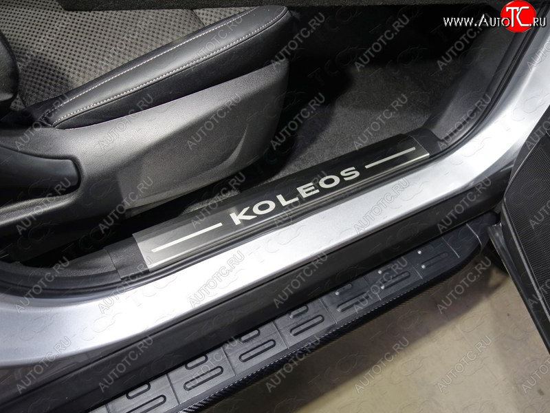 4 949 р. Накладки на пластиковые пороги, ТСС Тюнинг  Renault Koleos  2 (2016-2024) (лист шлифованный надпись Koleos)  с доставкой в г. Калуга